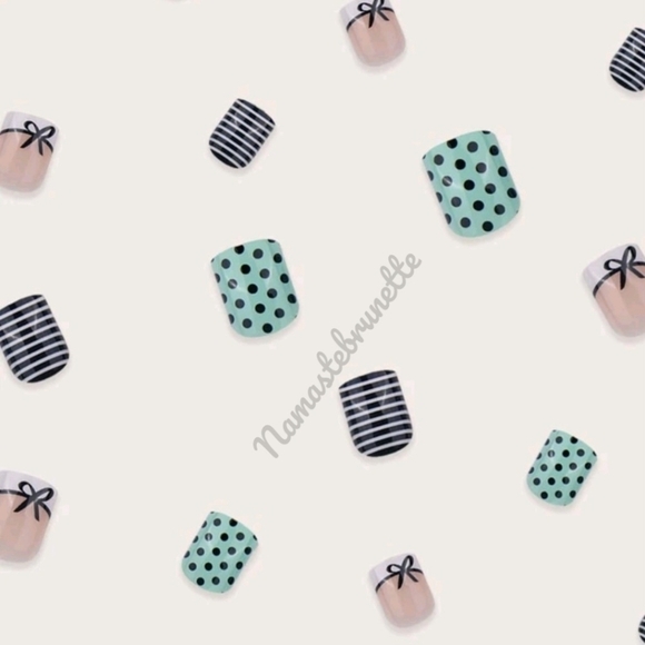 2/$16 Polka-dot & Stripe Press on Nails - Picture 8 of 15